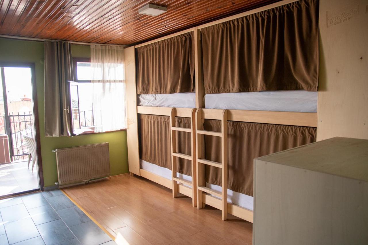 Hostel Yolo Istanboel