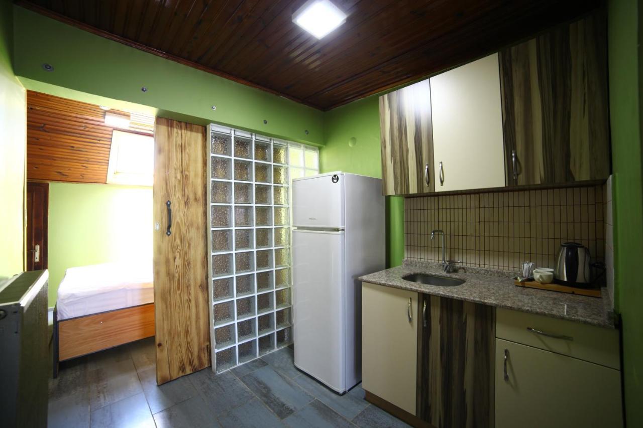 Hostel Yolohostel