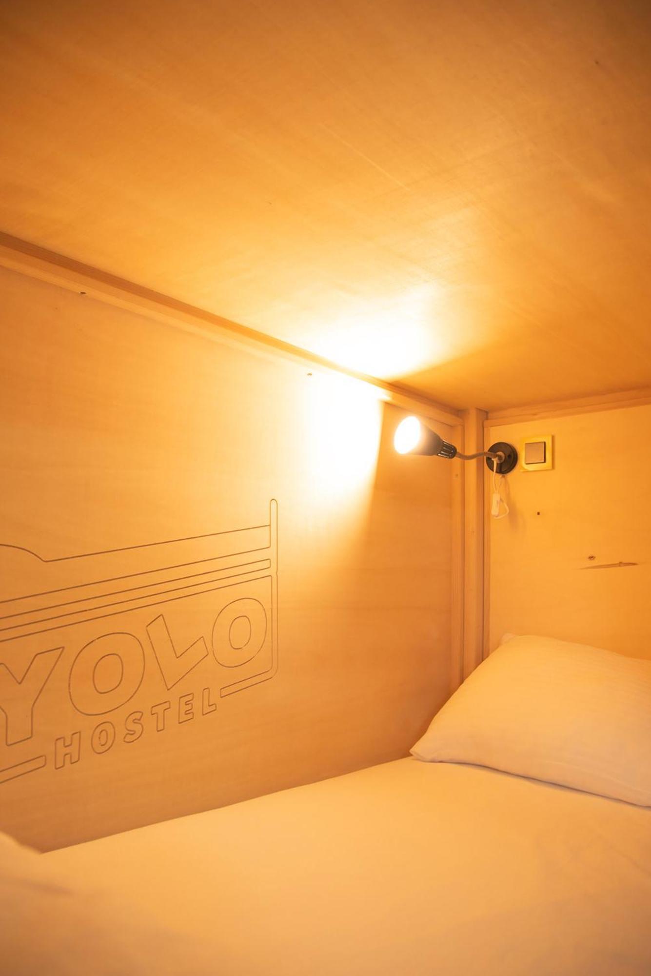 Hostel Yolo